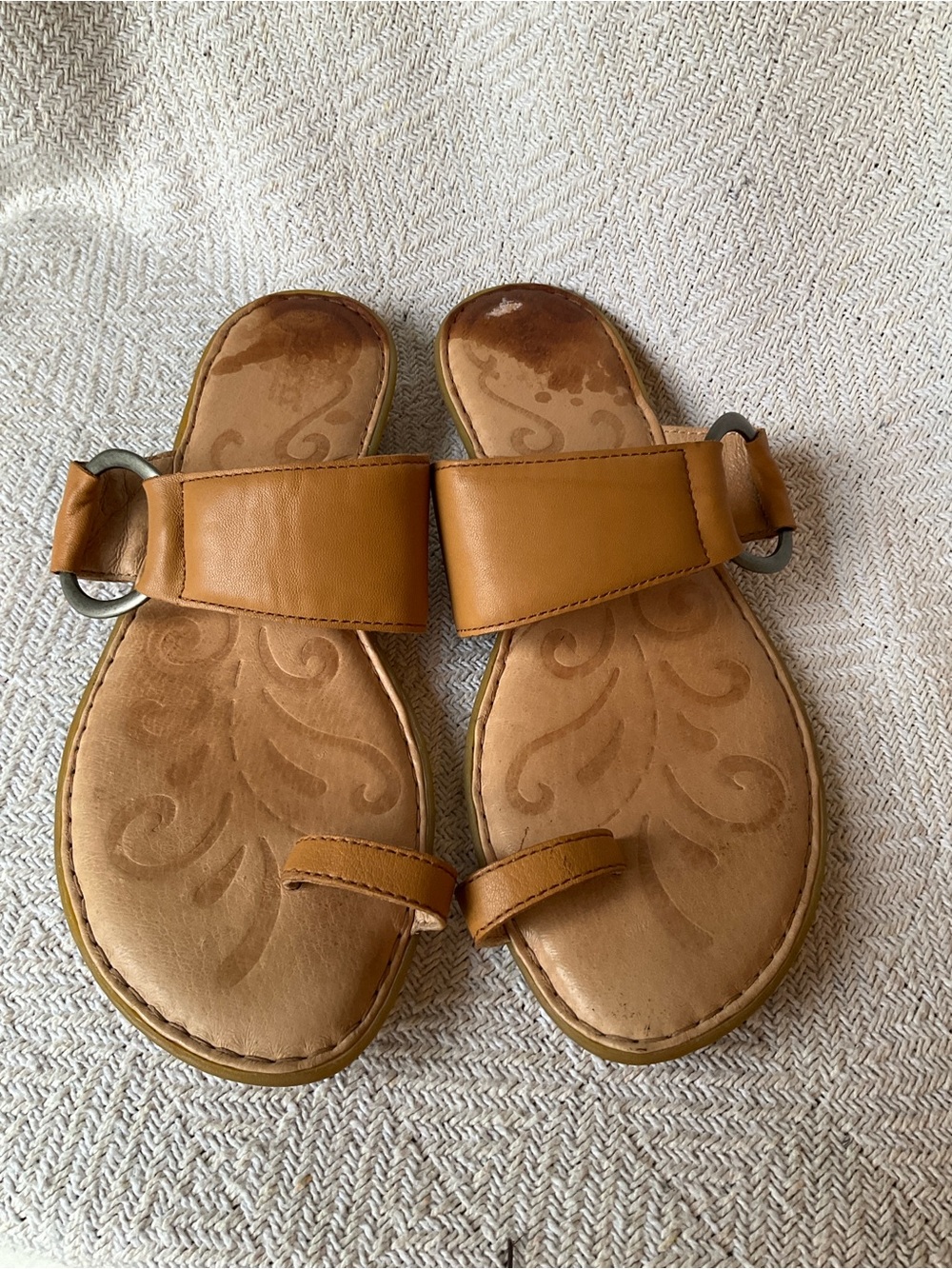 Born Tan Leather Slide Sandals with Toe Loop and Ring Accent